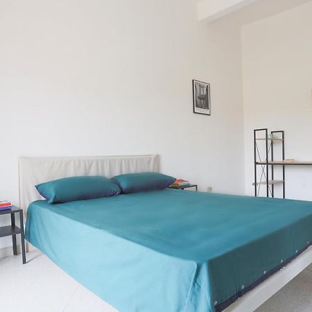 Bright Apartment Near The Sea With Parking Salerno Kültér fotó